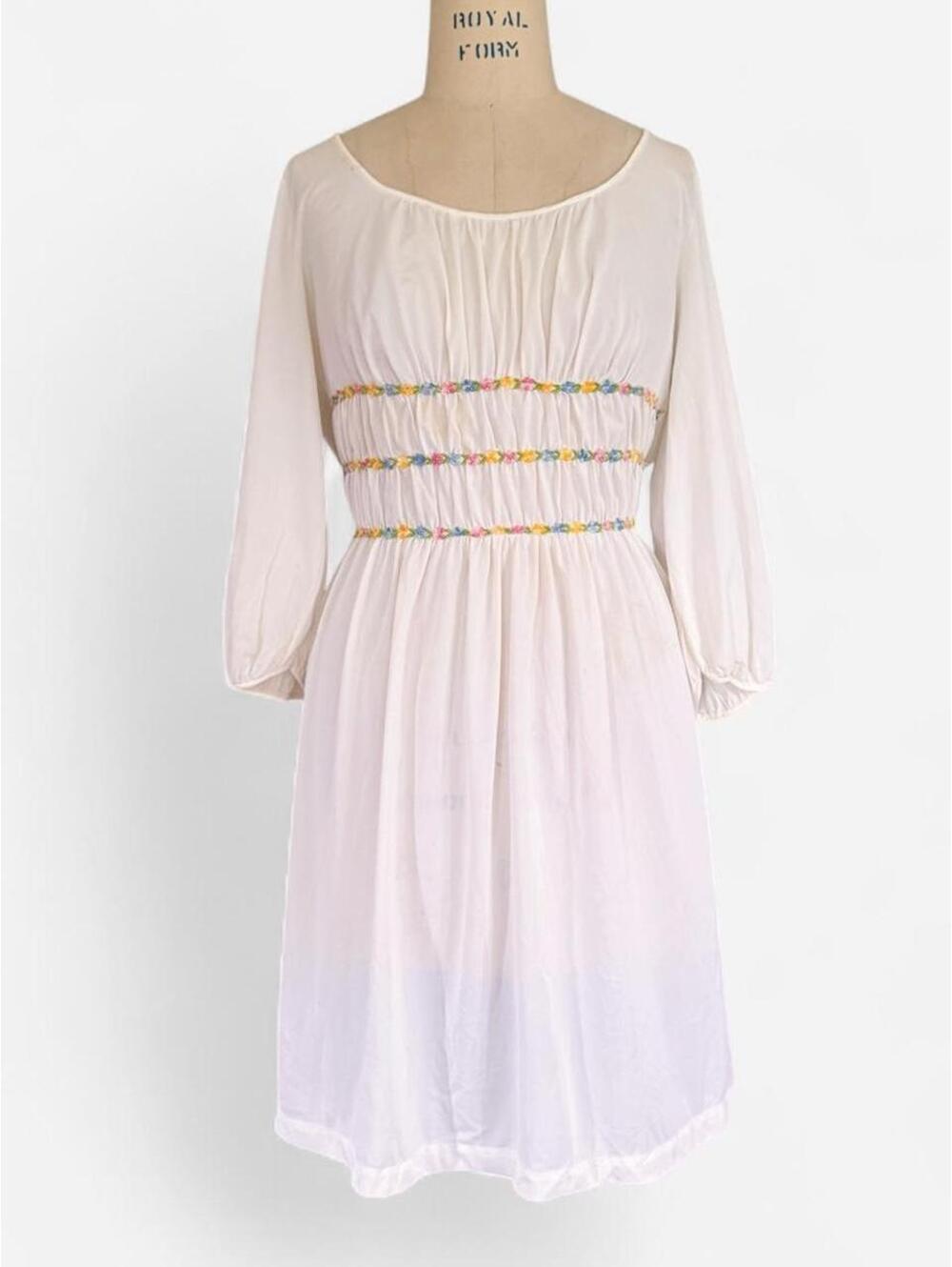 Vintage 70s Floral Embroidered Smocked Boho Dress in Cream